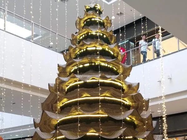 Árbol de Navidad artesanal más grande del mundo está en Sincelejo