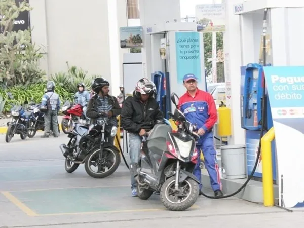 ¿Alivio para el bolsillo? gasolina no subiría $600 sino $400 gasolina en Pasto