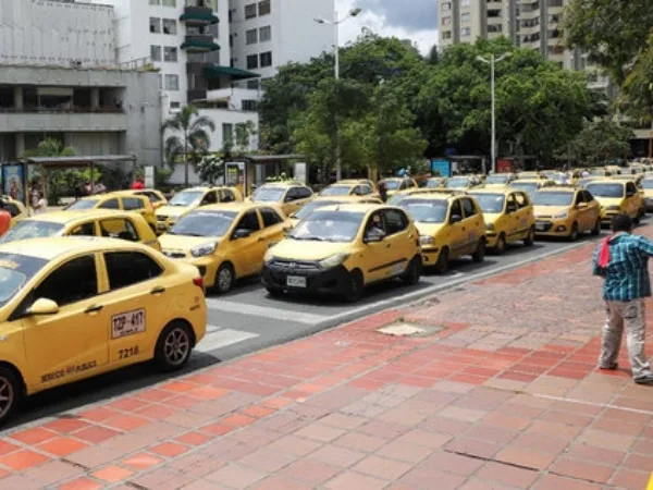 ¿Usa taxi en Cali? esto es lo que debe saber sobre los nuevos costos y ajustes en la tarifa