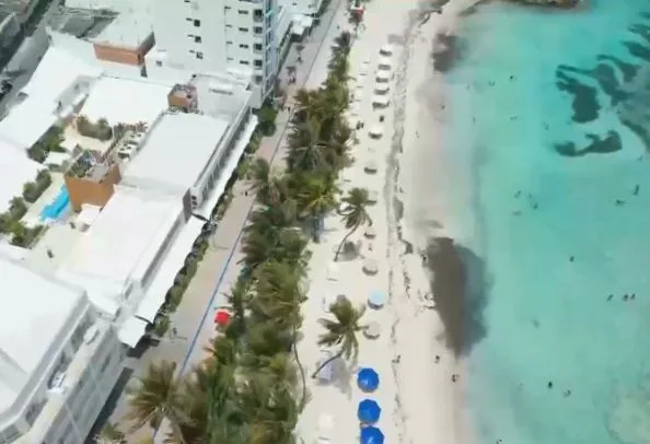 "Es un golpe durísimo": La desolada San Andrés este puente festivo de Semana Santa