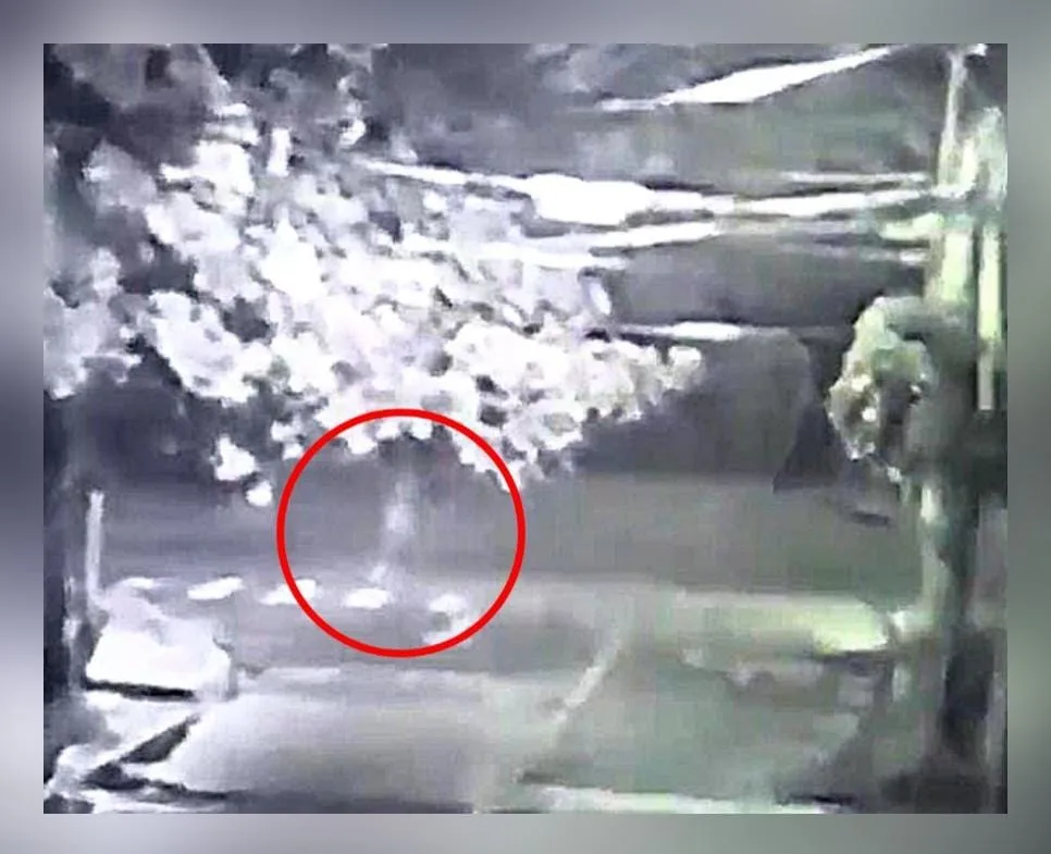 La imagen de un supuesto fantasma tiene hablando a más de uno en Cali