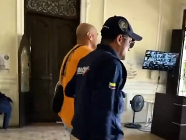 Turista estadounidense que fue expulsado de Colombia.