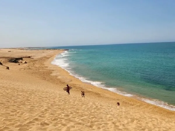 Dunas del Taroa, un sitio donde se une el desierto con el mar.