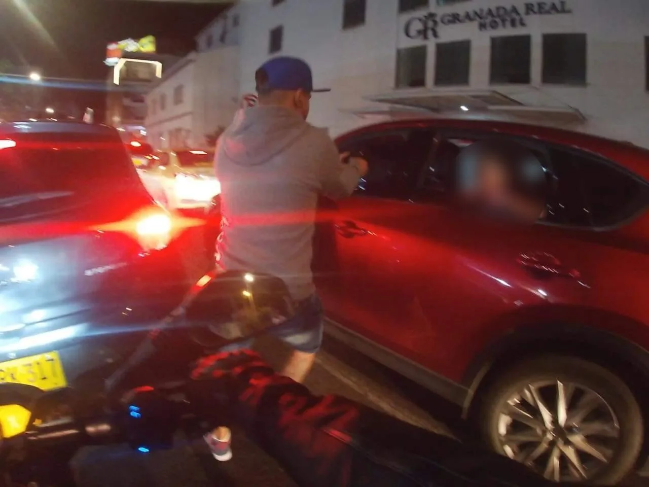 hurto a mano armada Cali Granada octava