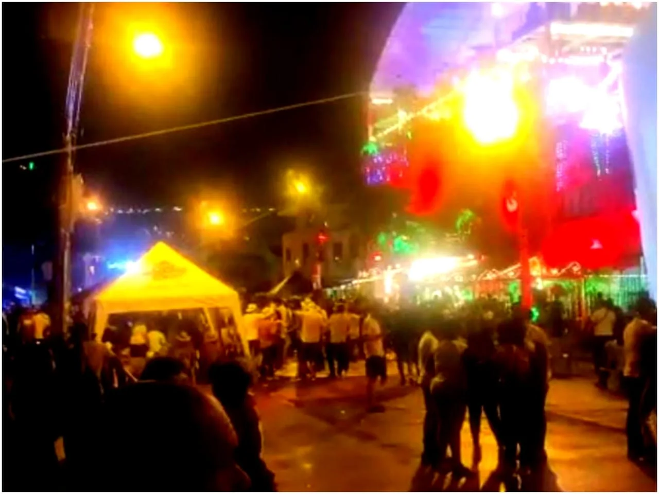 "Mamados y estresados" por la bulla en El Mulato Cabaret, piden a la Alcaldía responder por desorden y cierre de la vía