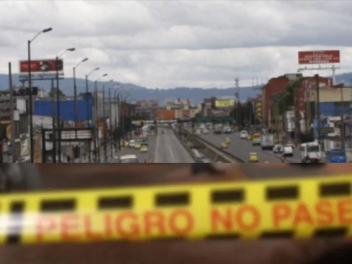 Accidente en Bogotá: Peatón que portaba la camiseta de la Selección Colombia muere atropellado por carro fantasma