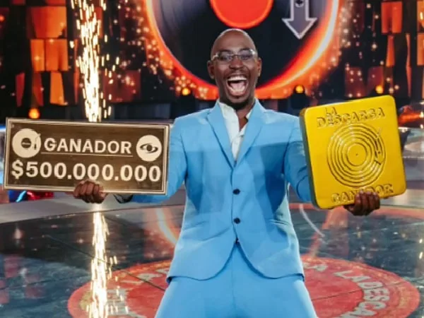 Ferry Valencia, cantante jamunedeño ganador de 'La descarga'.