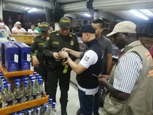 Aguardientes Antioqueño, Amarillo y Caucano sin permiso de distribución en el Valle del Cauca