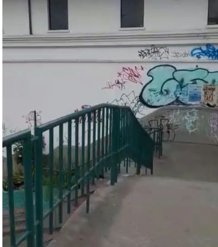 puente peatonal Comfenalco calle 5 Cali