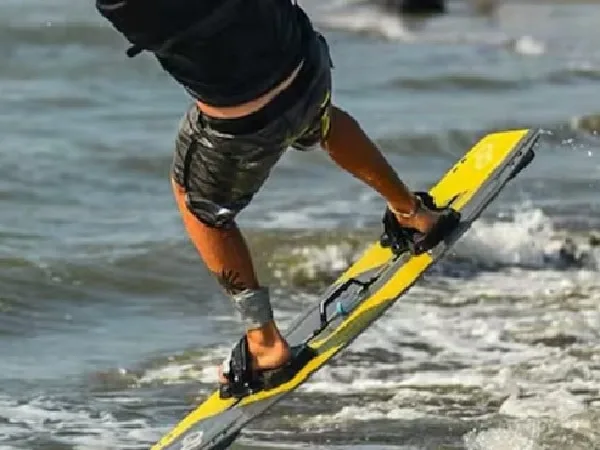 Kitesurf en playas del Atlántico.