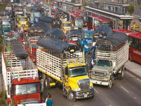 Para el próximo 10 de noviembre se tiene prevista una reunión Binacional de alto nivel que se llevará a cabo en Ipiales para tratar la situación del transporte internacional.