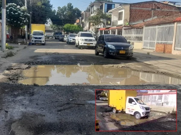 "Podríamos decir que es el hueco mas grande, nadie ha venido a solucionar " la denuncia en el Barrio La Rivera 2.