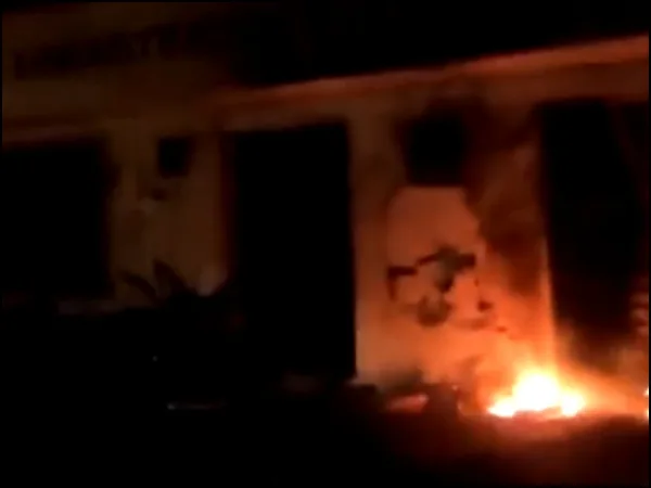 Una vigilante y otro ciudadano fueron las personas heridas tras atentado a la Alcaldía en Argelia, Cauca