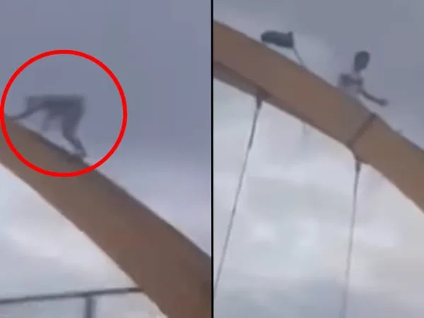 ¡Que peligro! Estudiantes fueron captados trepando el puente del INEM en Pasto