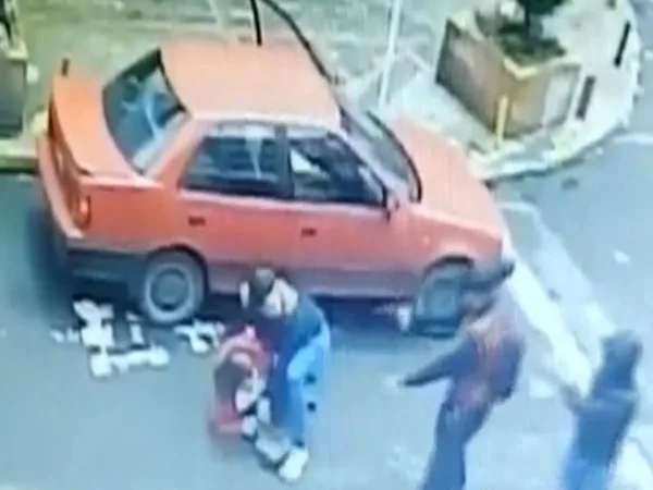 En Bogotá: comerciante puso su cuerpo para evitar que fletero le dispararan a su madre, ahora lucha por su vida