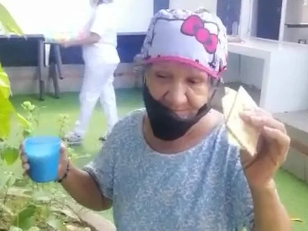 Herminia Babilonia en un hogar geriátrico