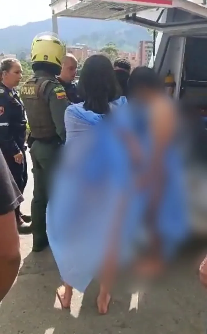 Caminando desnudos por las calles de Medellín, según bajo efectos del yagé