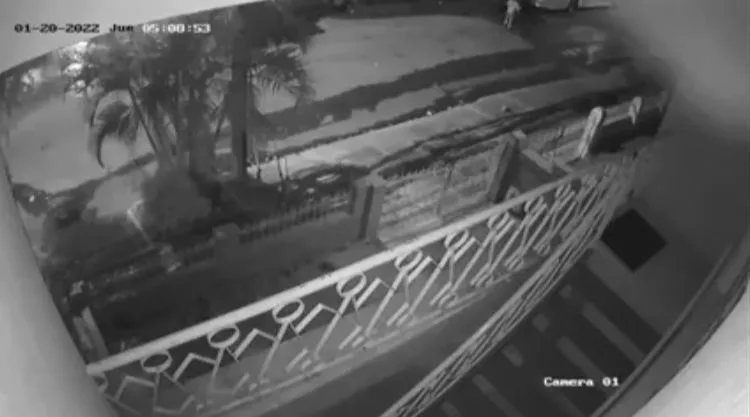 bus casa en Cali incendiado