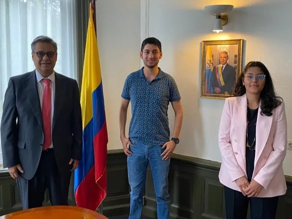 Orgullo nariñense: Magister en física estará en Ámsterdam para exponer su investigación en Astrofísica