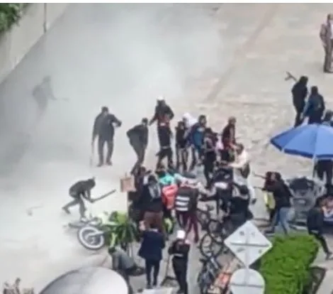 protesta policías Bogotá