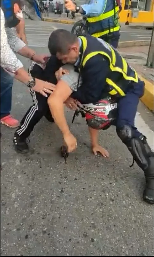 agentes de tránsito