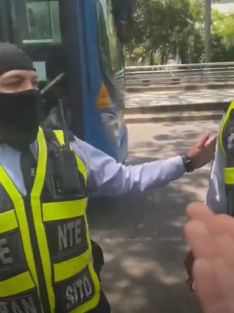agente 501 sin tapabocas Cali