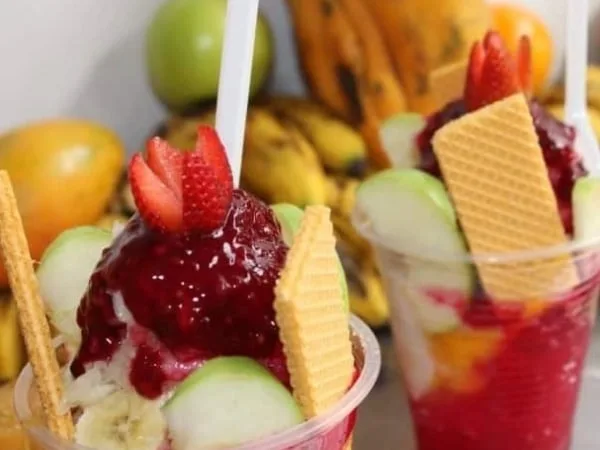 El cholado vallecaucano tendrá un festival en Candelaria, Valle. Esta combinación de frutas, raspado y hasta helado es parte de los productos típicos y preferidos en la región.