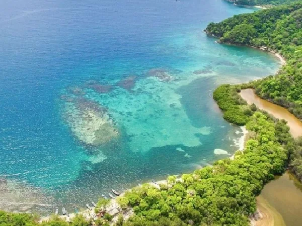 Playa Cristal, en Santa Marta.