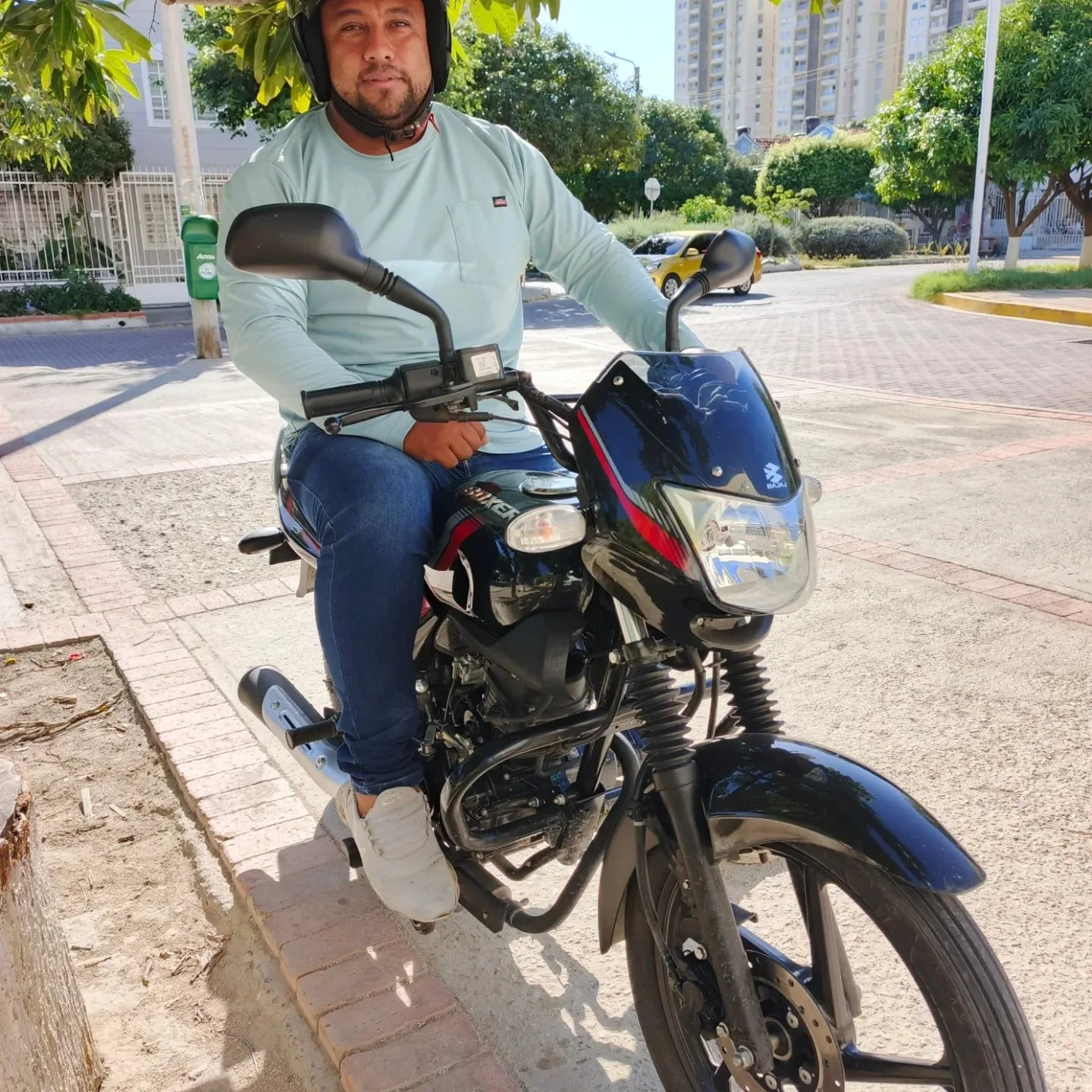 De mototaxista a contador: una bonita historia de lucha y perseverancia