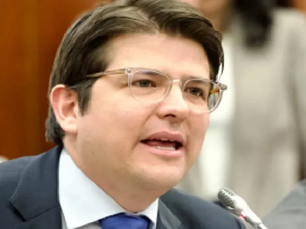 Miguel Uribe Turbay, senador asesinado.