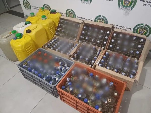 Licor adulterado incautado en Chachagüí, Nariño. Foto: Policía Nariño.