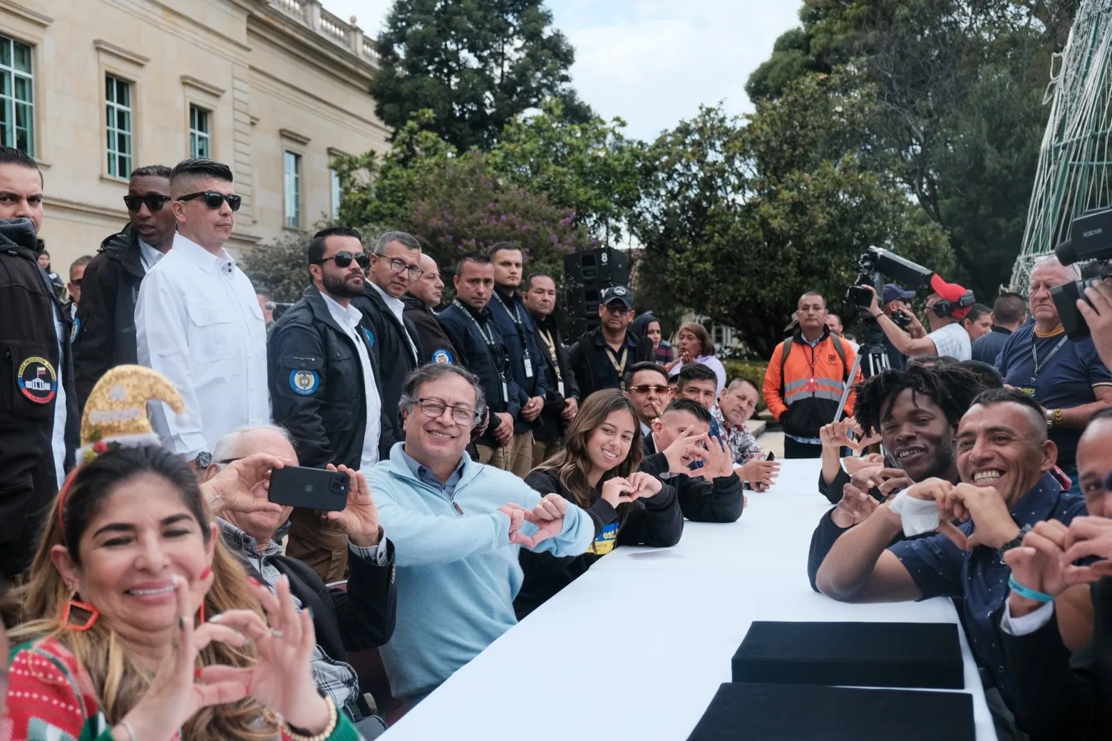 Curiosidades de la 'cena' navideña del presidente Petro con ex habitantes de calle