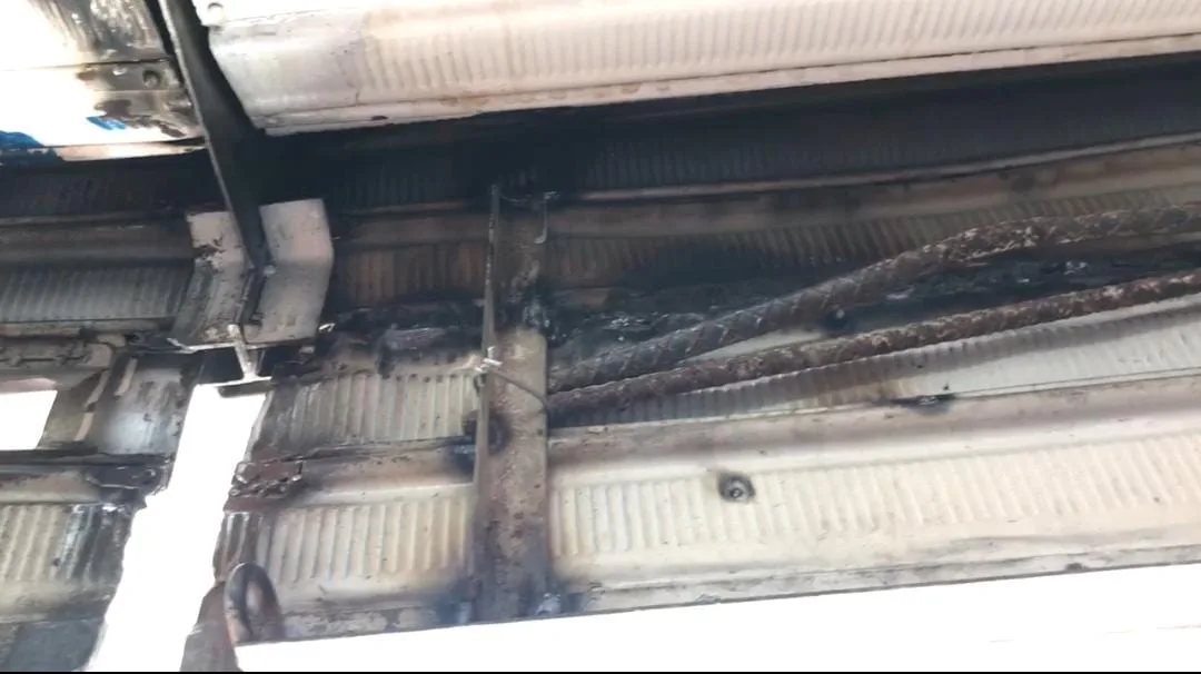 Ni los comerciantes se salvan: en Alameda ladrones intentaron robar tres locales, uno de ellos se quedó sin "caja fuerte"