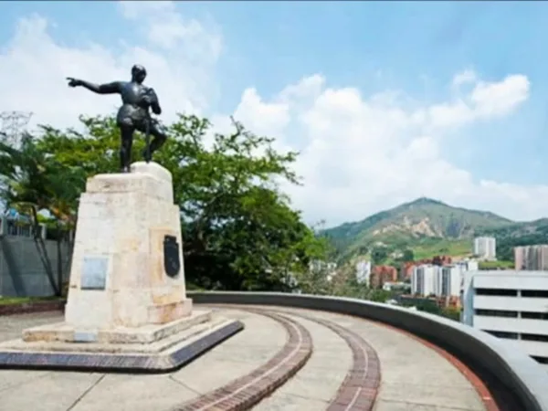 Sebastián de Belálcazar volverá a su ‘pedestal’ en el mirador del Oeste en Cali, decretó la Alcaldía