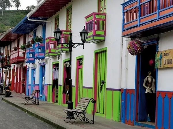 Los pueblitos más coloridos para visitar en Colombia.