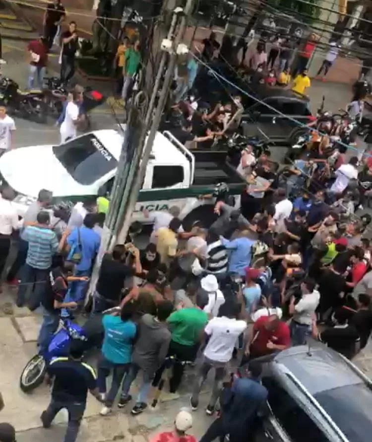 Pasarela Cali ladrones