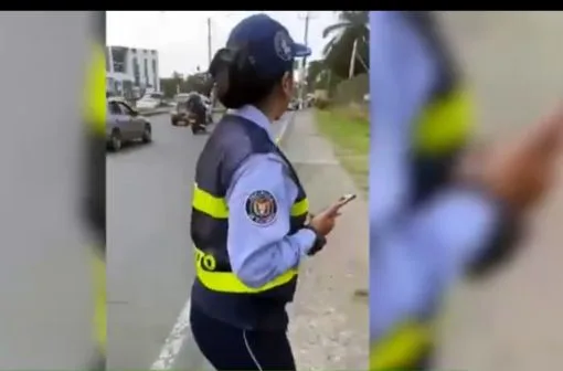 Características para tener en cuenta a la hora de identificar a un agente de transito "real"