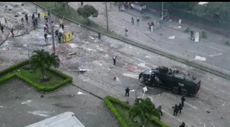 denuncias por paro nacional en Cali desmanes