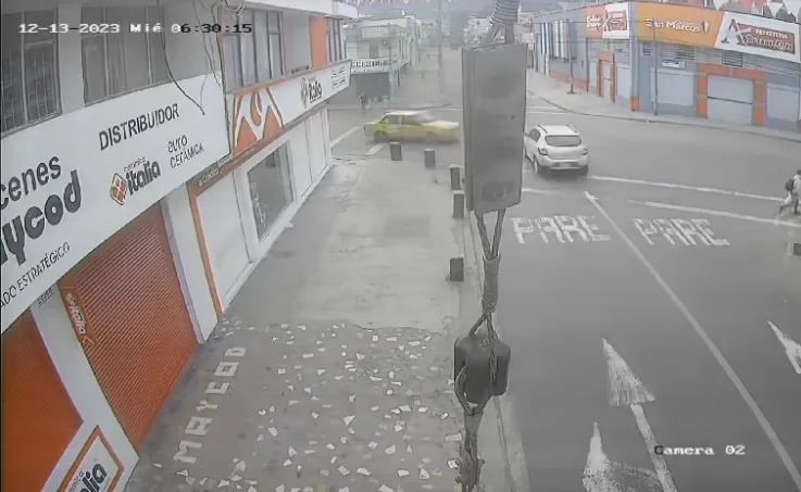 Camioneta y taxi chocaron en el sector de las Lunas de Pasto