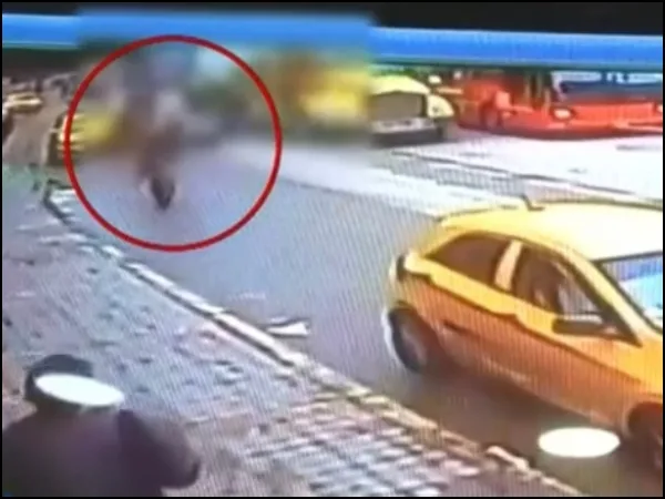 Señalan a ciclista y taxista de ocasionar fatal accidente en el que murió una joven motociclista, en Bogotá