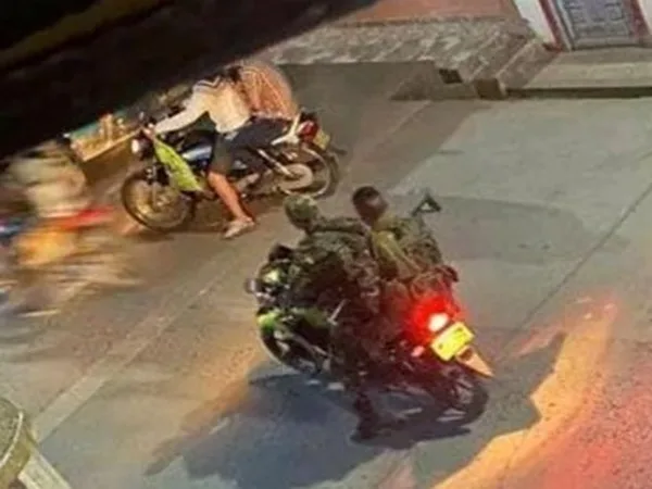 Crece tensión en Nariño tras fotos de patrullaje de disidencias en Los Andes