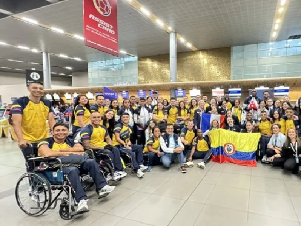 Delegación colombiana de los Juegos Paralímpicos de París 2024.