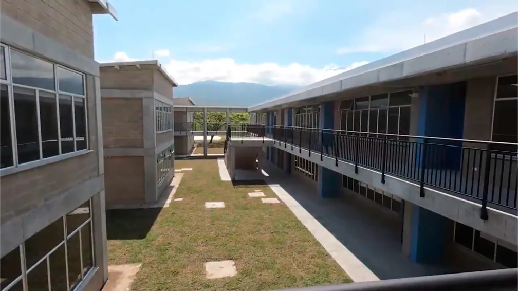 institución educativa Inmaculada Concepción en Ginebra.