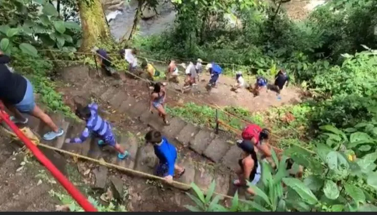 El Danubio en Dagua cobran para las casacadas