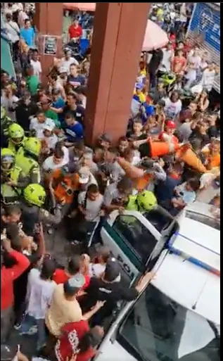 en el centro de