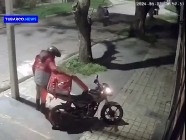 Domiciliario en Uruguay atacó a dos presuntos ladrones con un machete.