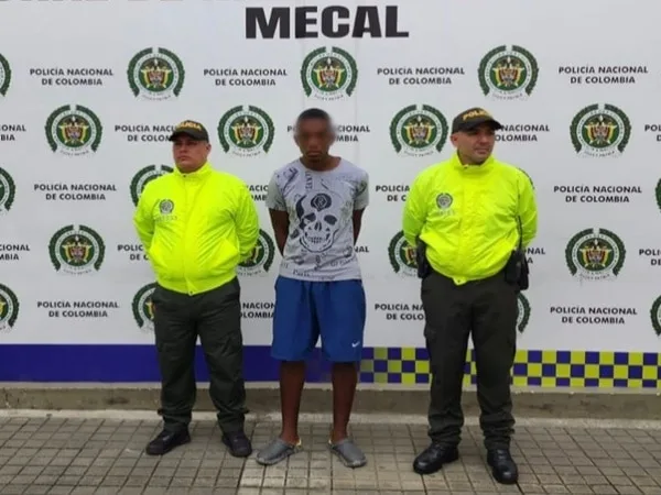 La Fiscalía demostró que el joven, utilizó un cuchillo y atacó en 10 oportunidades a su madre, causándole la muerte. No descartan rebaja de pena por su 'buen comportamiento'