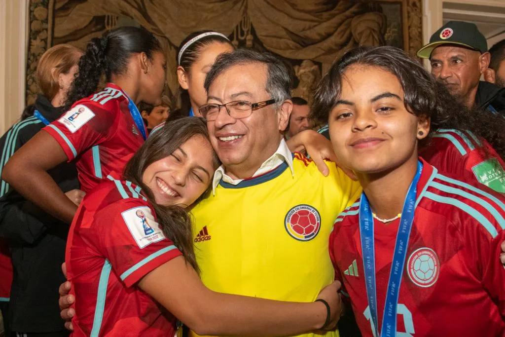 Sub 17 futbol femenino Petro