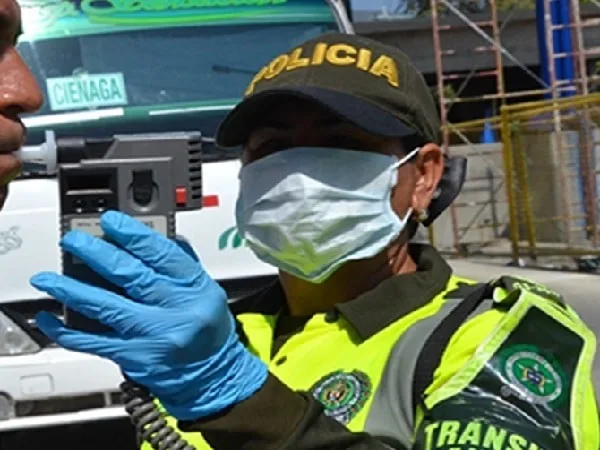 Esta es la multa por no dejarse practicar la prueba de alcoholemia.