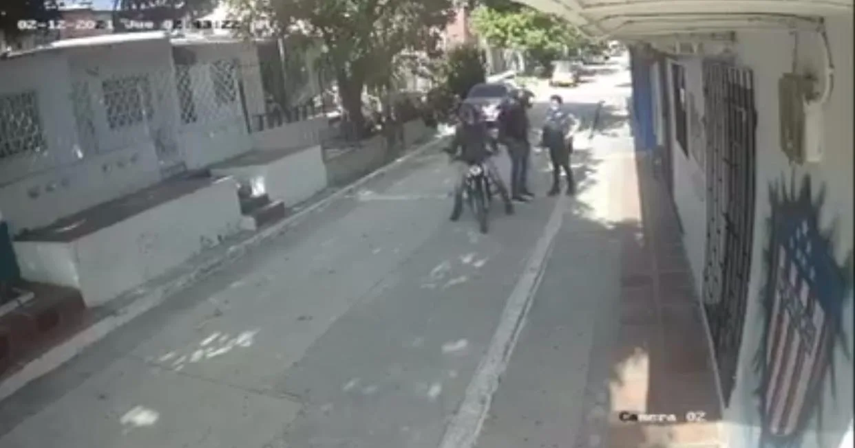 una mujer